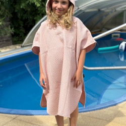 Kinder-Sommerponcho mit Kapuze und Öhrchen in blassrosa