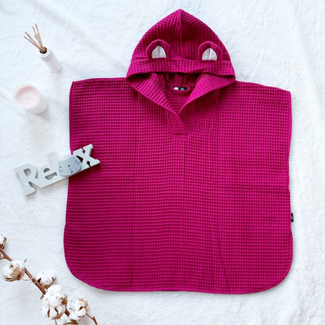 Kinderponcho mit Kapuze und Ohren in Zyklen