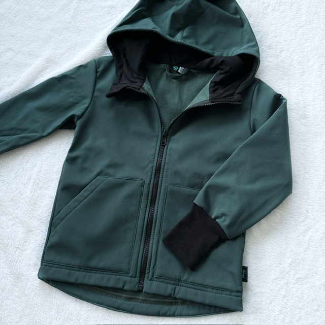 Kinder Softshelljacke ARMY grün